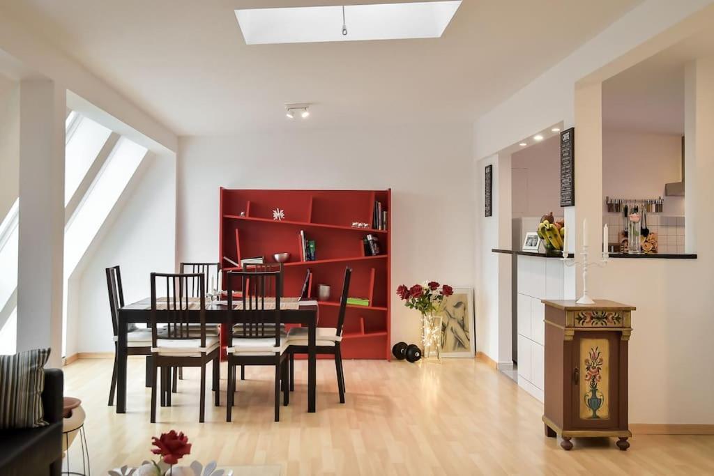 5 Secret Escape Apartment Above Stuttgart Exterior photo